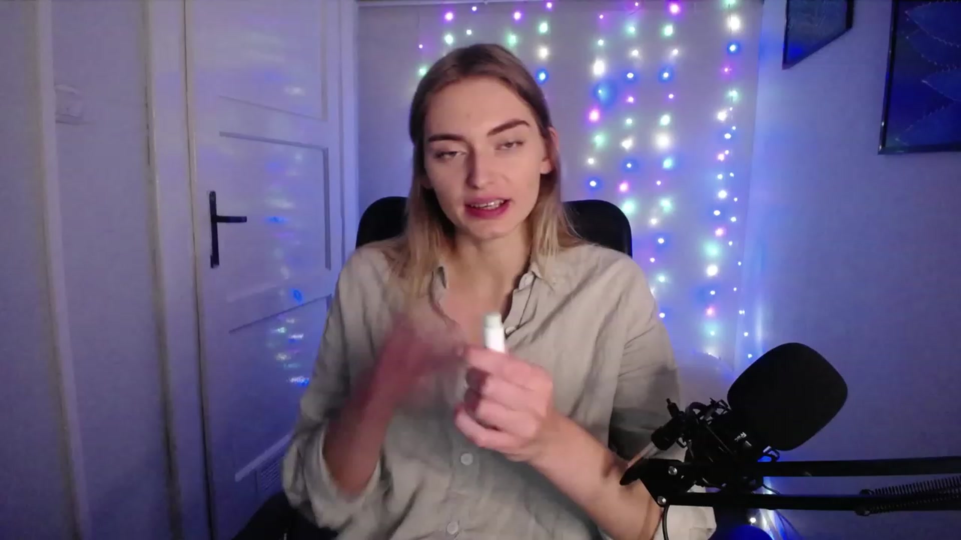 Gallery image thumbnail from PersonYouNeed's myfreecams stream on, 10/23/2023, 14:00 image 8 of 20