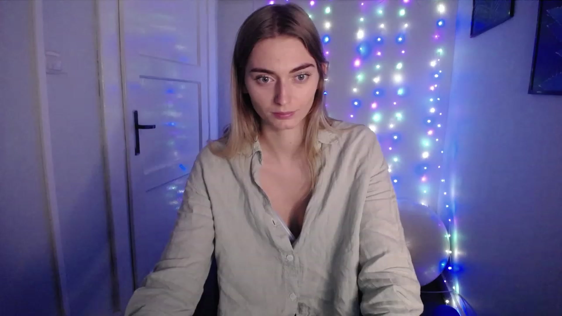 Gallery image thumbnail from PersonYouNeed's myfreecams stream on, 10/23/2023, 15:33 image 10 of 20