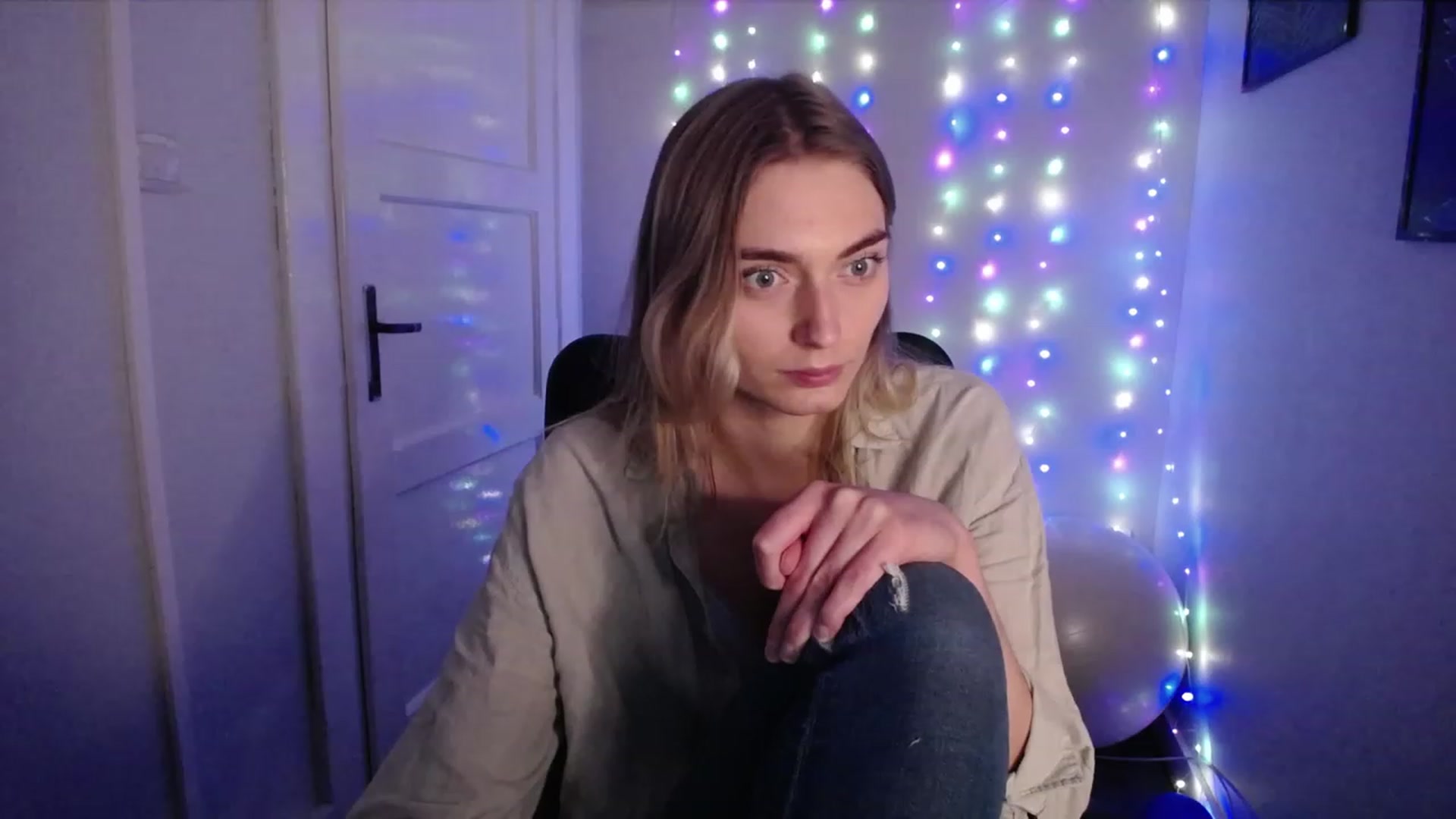Gallery image thumbnail from PersonYouNeed's myfreecams stream on, 10/23/2023, 15:33 image 16 of 20