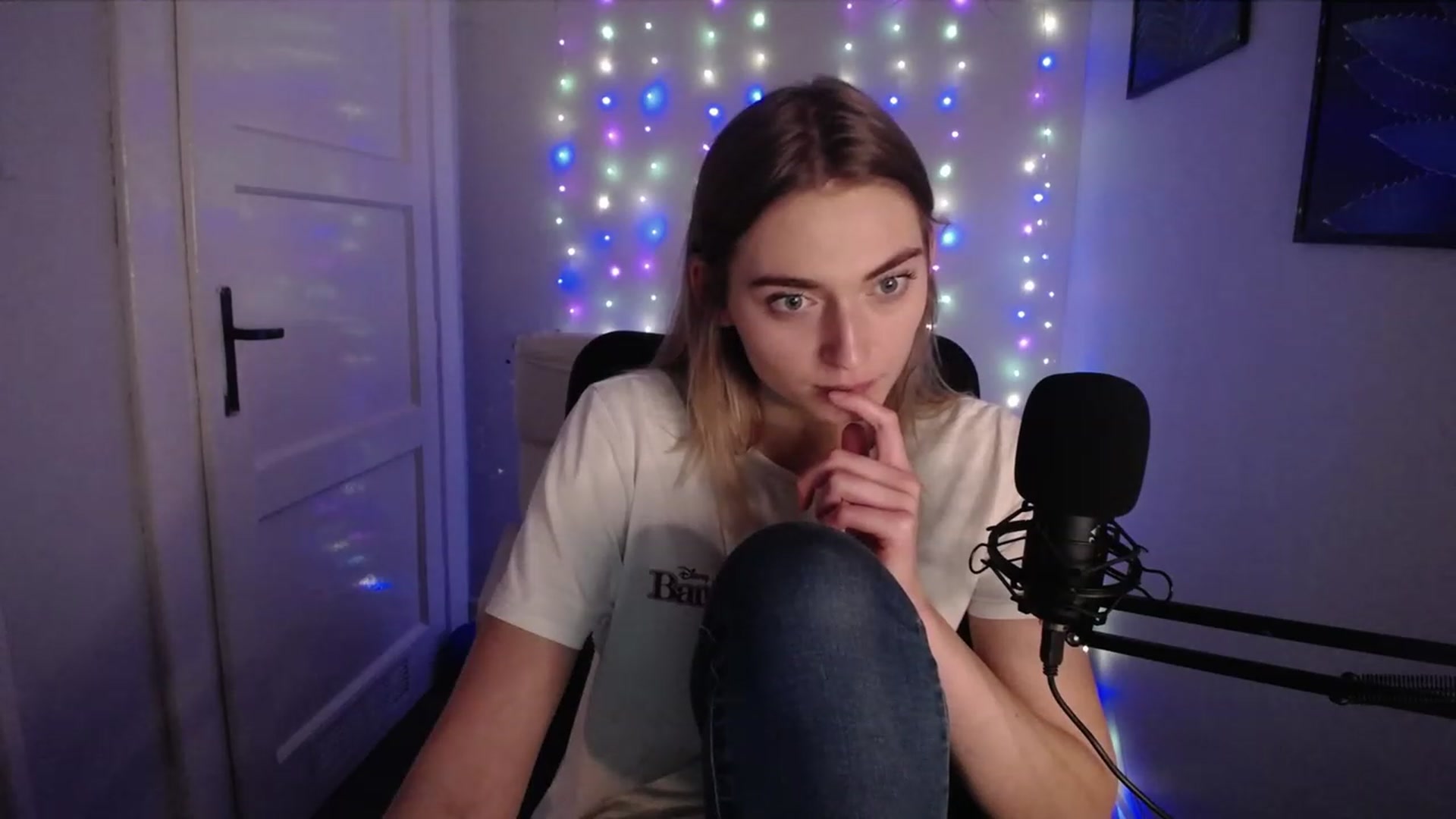 Gallery image thumbnail from PersonYouNeed's myfreecams stream on, 11/14/2023, 13:24 image 9 of 20