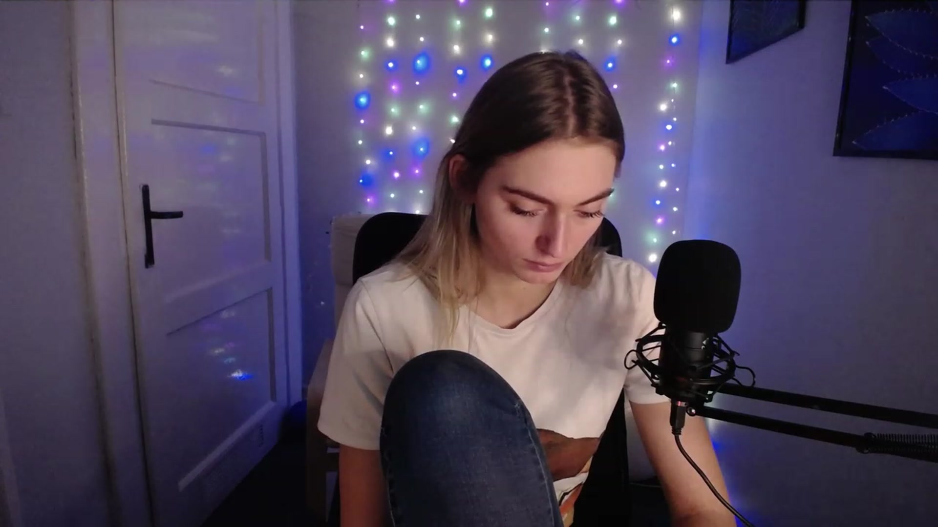 Gallery image thumbnail from PersonYouNeed's myfreecams stream on, 11/14/2023, 13:24 image 15 of 20