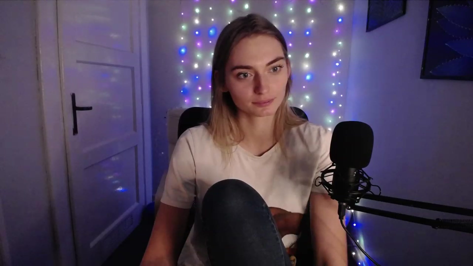 Gallery image thumbnail from PersonYouNeed's myfreecams stream on, 11/14/2023, 13:24 image 20 of 20