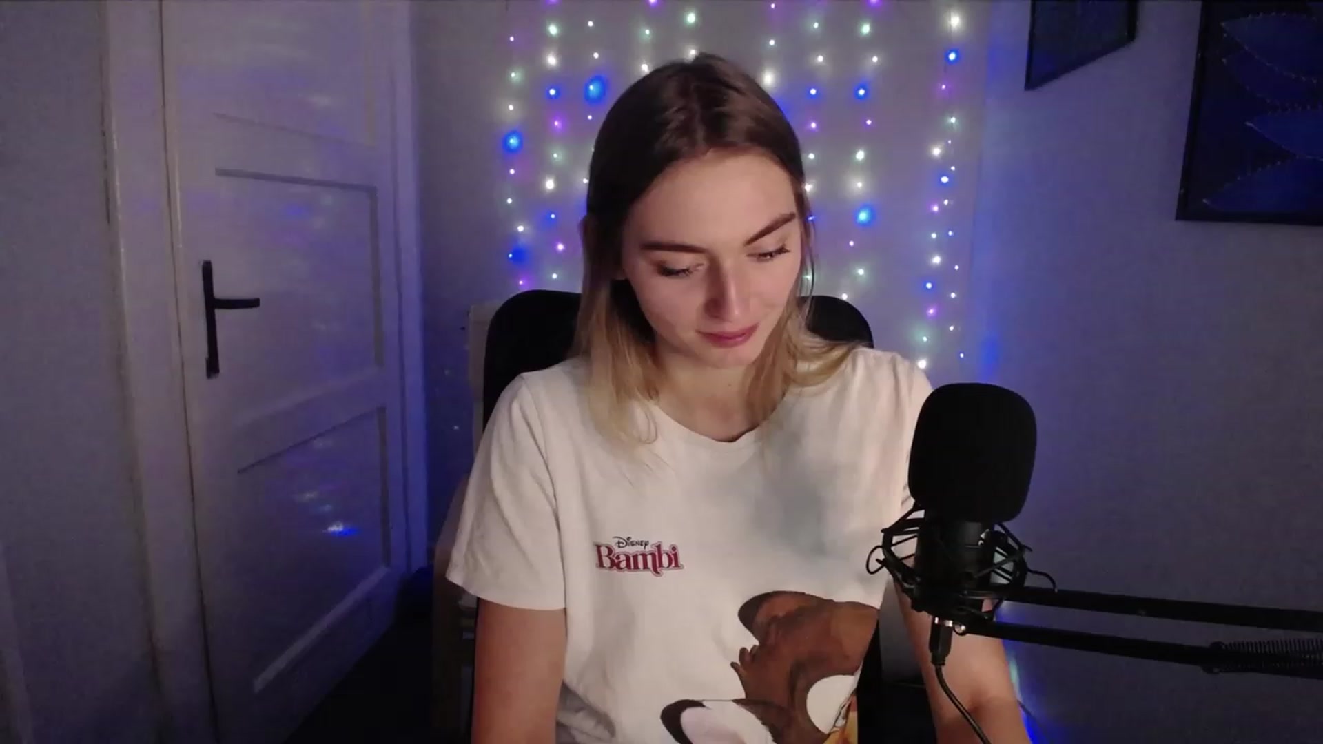 Gallery image thumbnail from PersonYouNeed's myfreecams stream on, 11/14/2023, 13:24 image 3 of 20