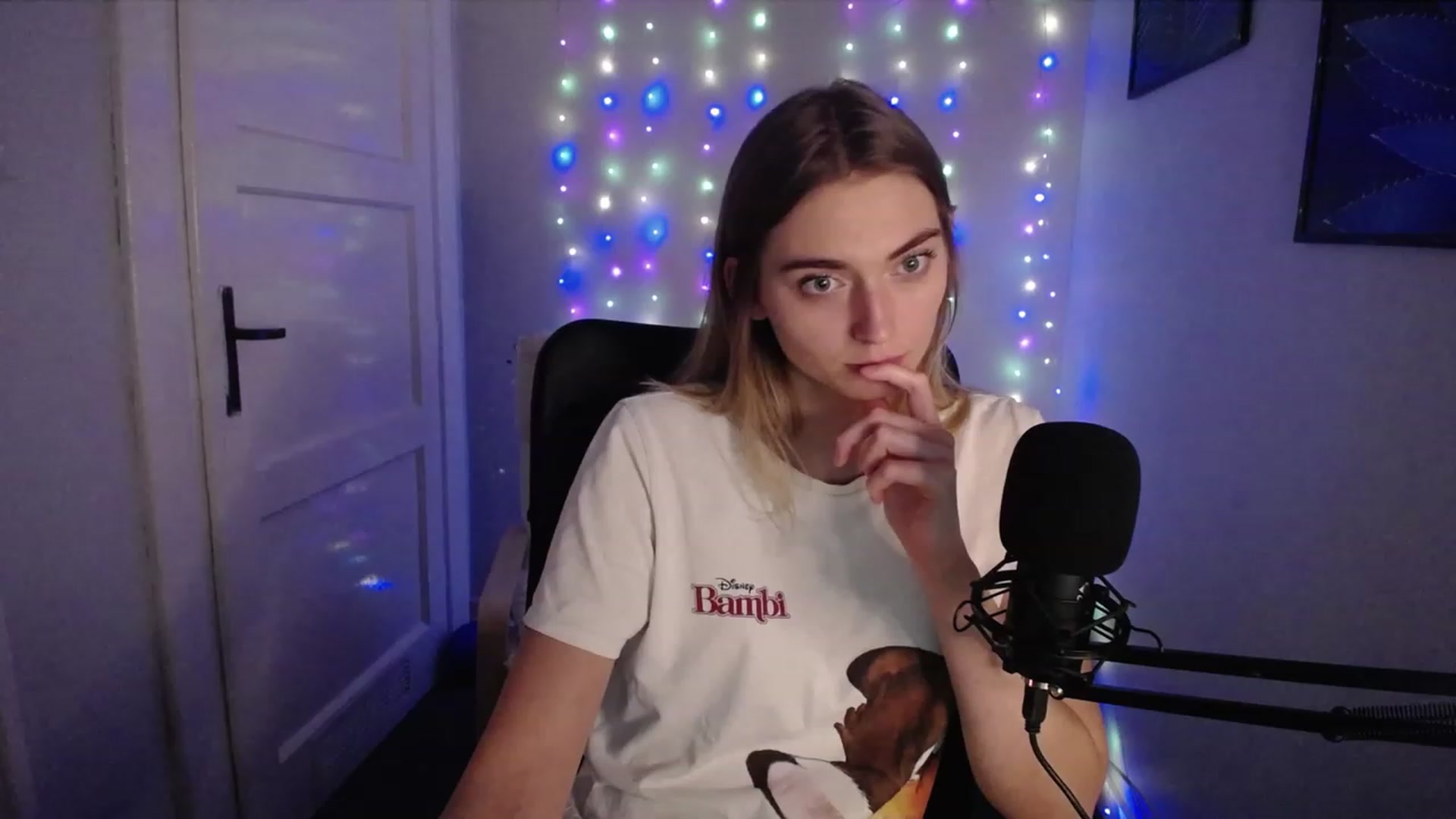 Gallery image thumbnail from PersonYouNeed's myfreecams stream on, 11/14/2023, 13:24 image 6 of 20