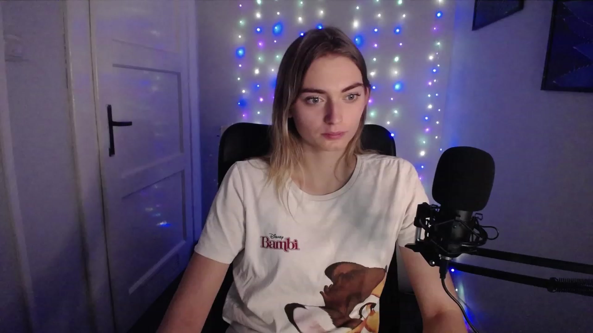Gallery image thumbnail from PersonYouNeed's myfreecams stream on, 11/17/2023, 13:51 image 2 of 20