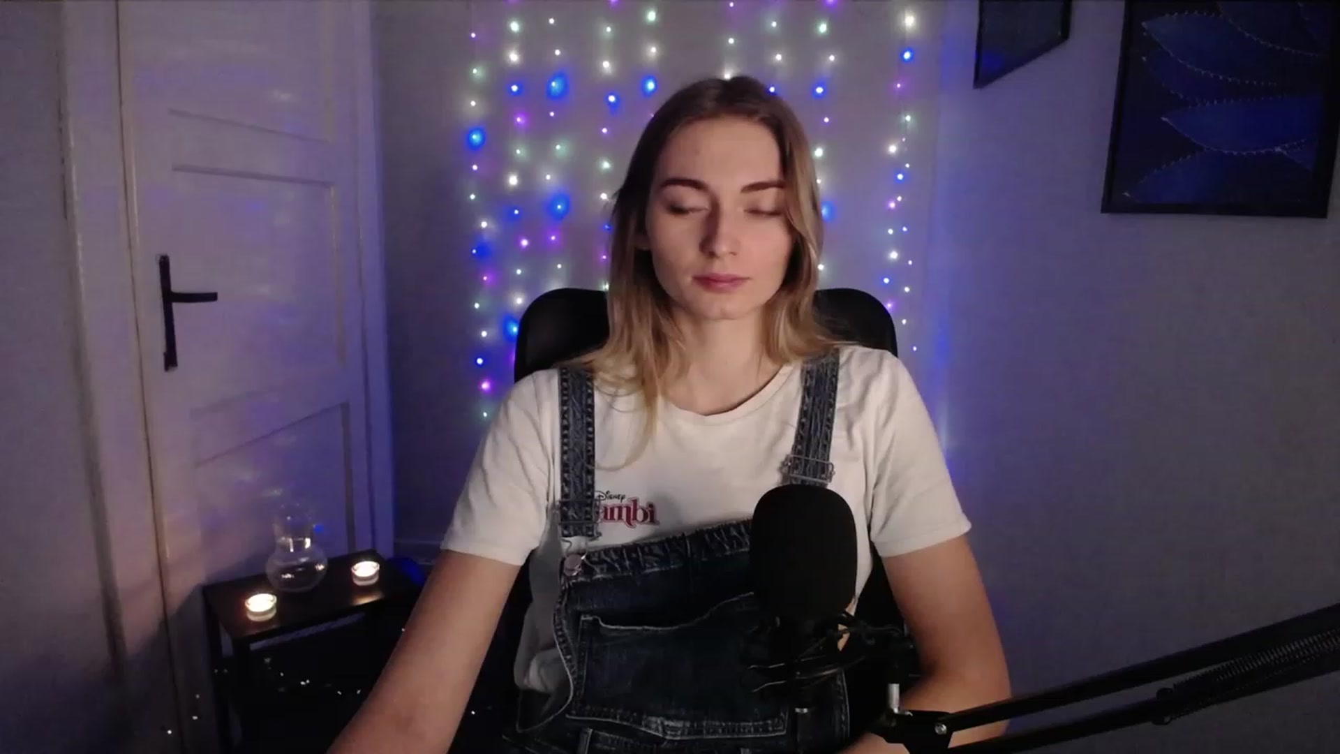 Gallery image thumbnail from PersonYouNeed's myfreecams stream on, 11/21/2023, 11:23 image 1 of 20