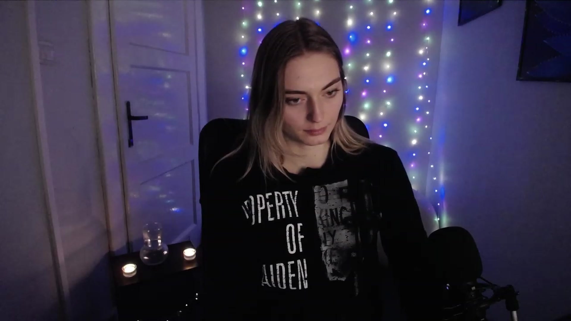 Gallery image thumbnail from PersonYouNeed's myfreecams stream on, 11/28/2023, 14:22 image 14 of 20