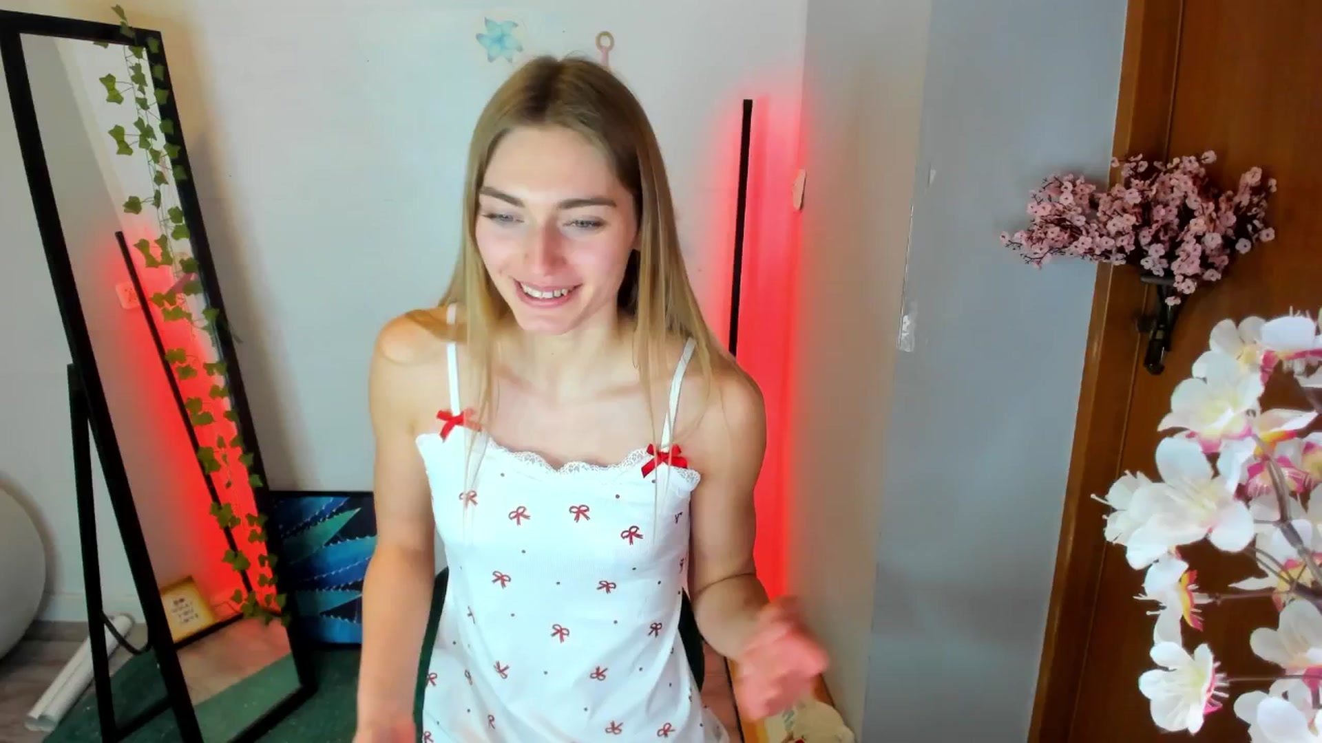 Gallery image thumbnail from PersonYouNeed's myfreecams stream on, 02/23/2026, 15:51 image 2 of 20