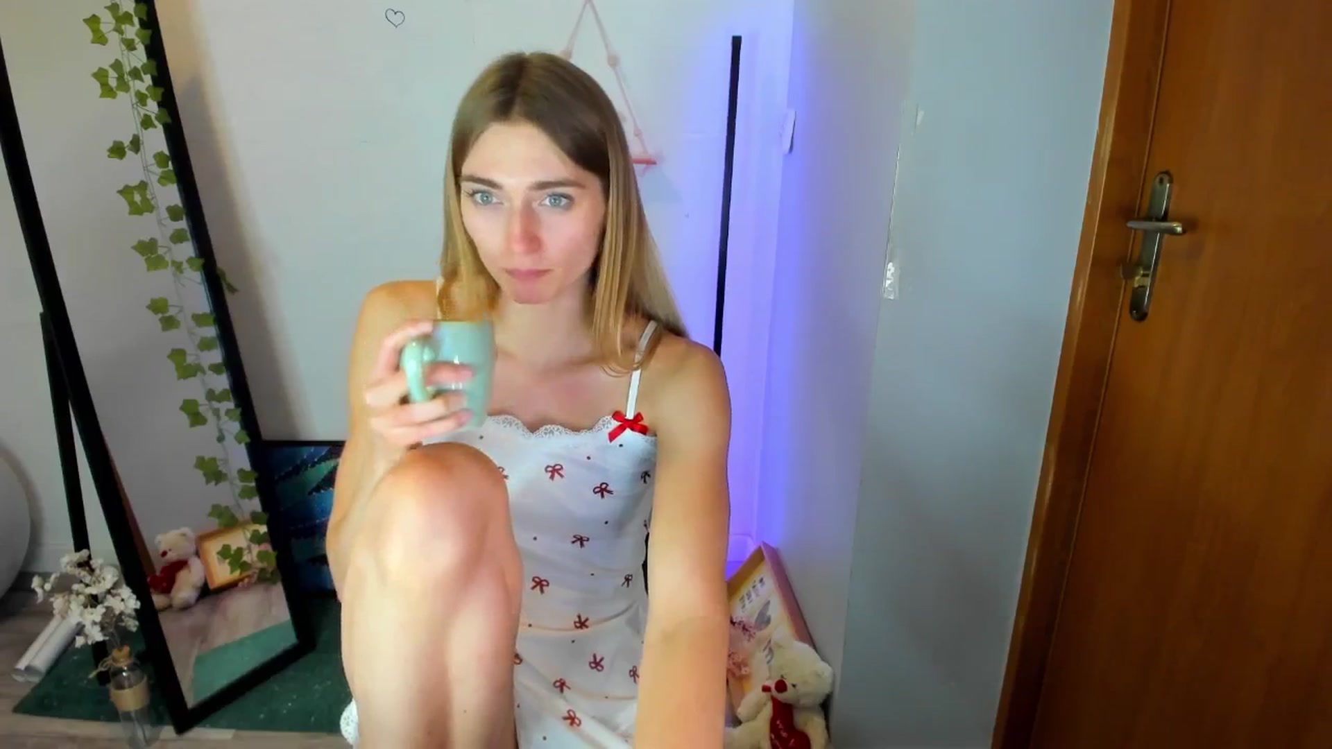 Gallery image thumbnail from PersonYouNeed's myfreecams stream on, 02/24/2026, 16:18 image 13 of 20