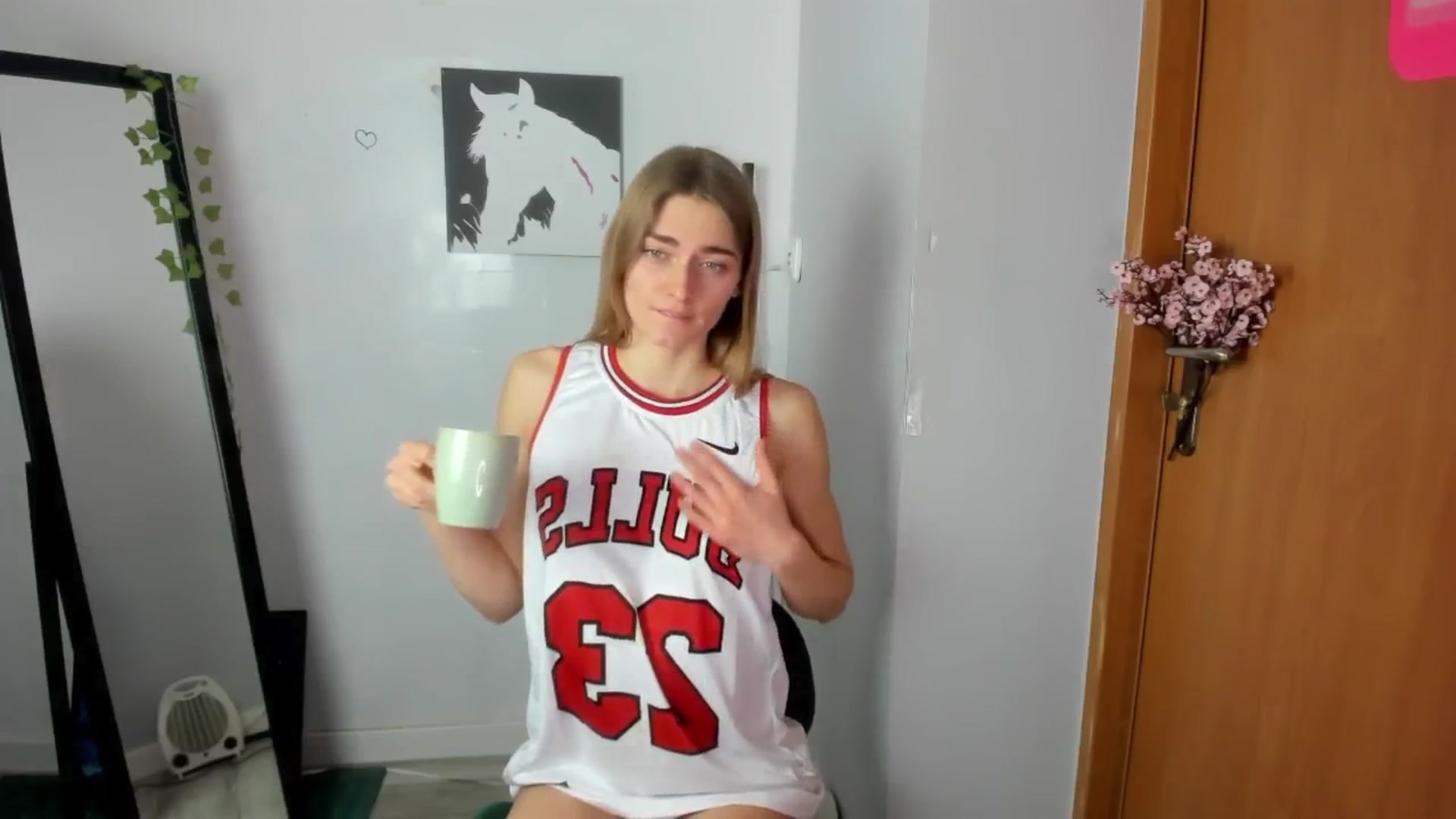 Gallery image thumbnail from PersonYouNeed's myfreecams stream on, 03/13/2026, 12:05 image 8 of 20