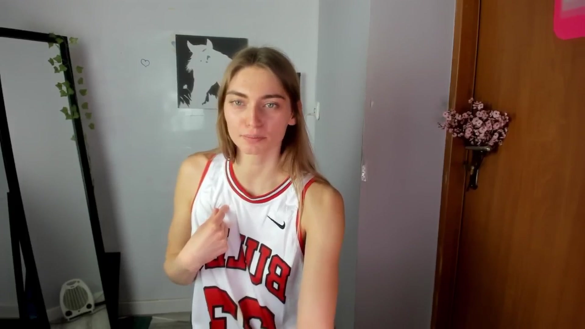 Gallery image thumbnail from PersonYouNeed's myfreecams stream on, 03/13/2026, 12:05 image 2 of 20