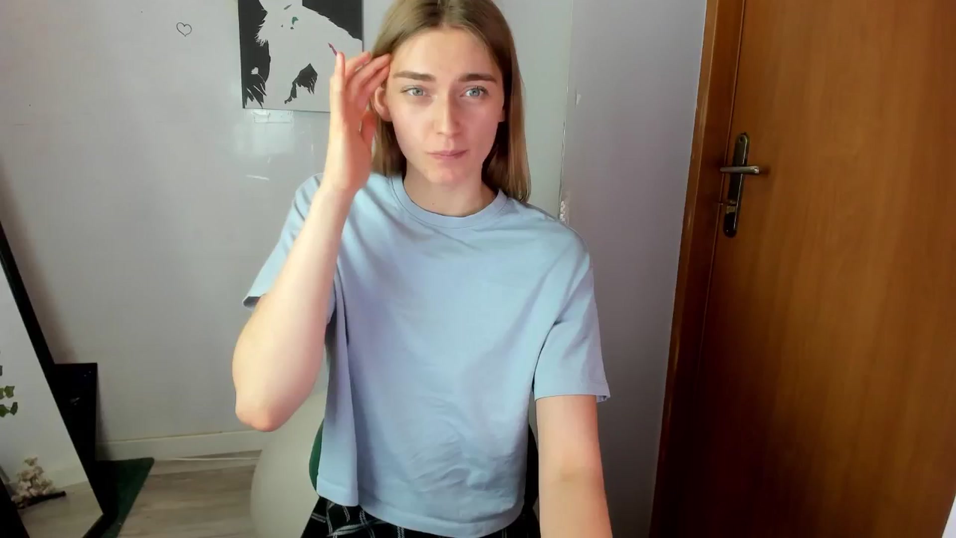 Gallery image thumbnail from PersonYouNeed's myfreecams stream on, 04/16/2026, 13:42 image 15 of 20
