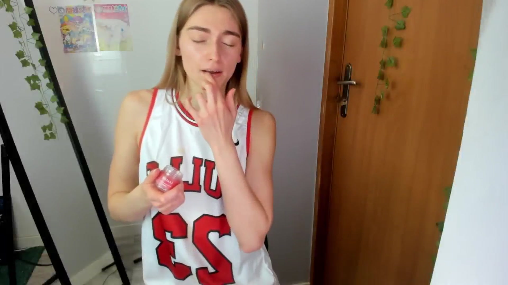 Gallery image thumbnail from PersonYouNeed's myfreecams stream on, 04/29/2026, 13:28 image 10 of 20