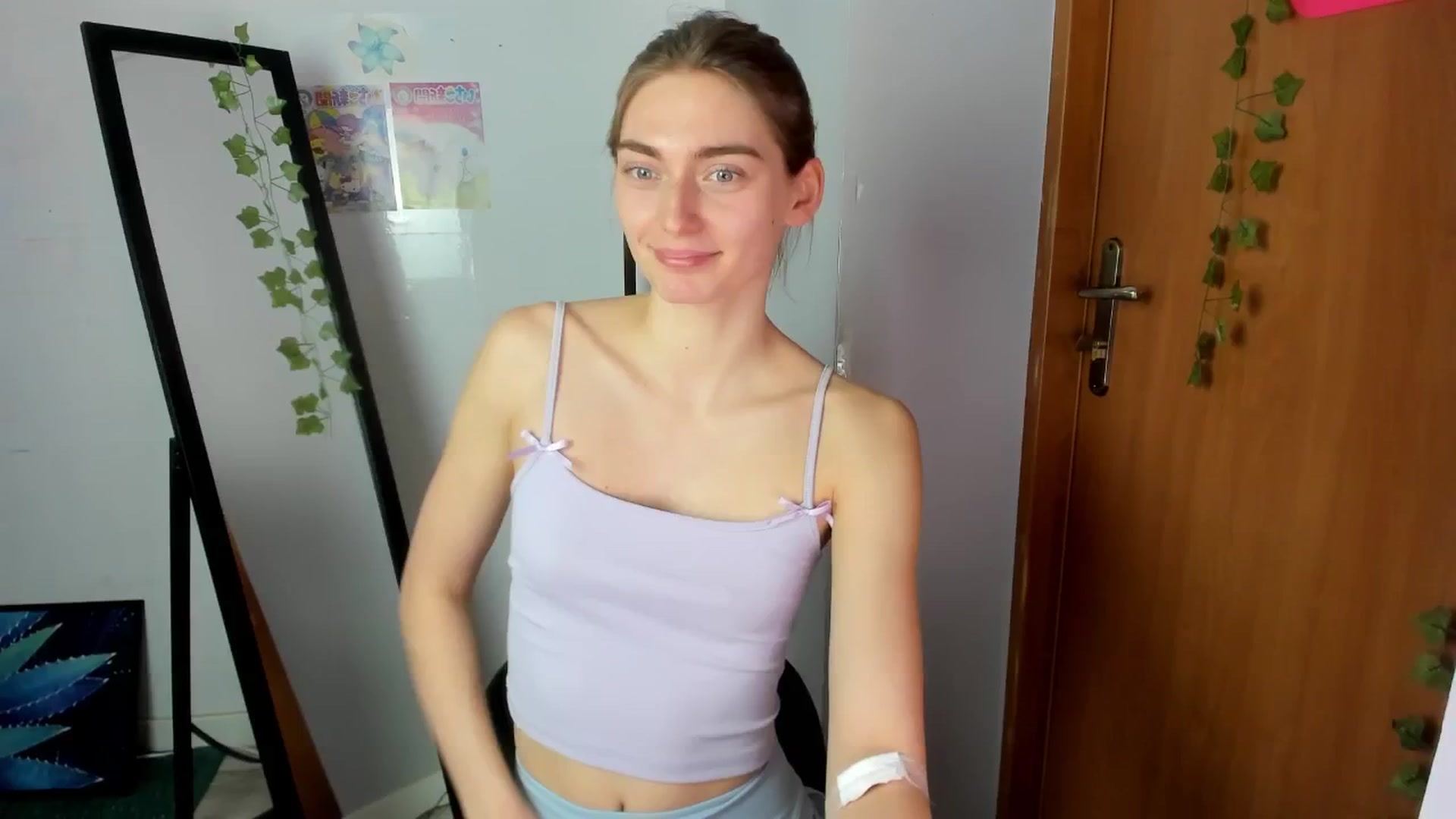 Gallery image thumbnail from PersonYouNeed's myfreecams stream on, 04/30/2026, 10:57 image 1 of 20