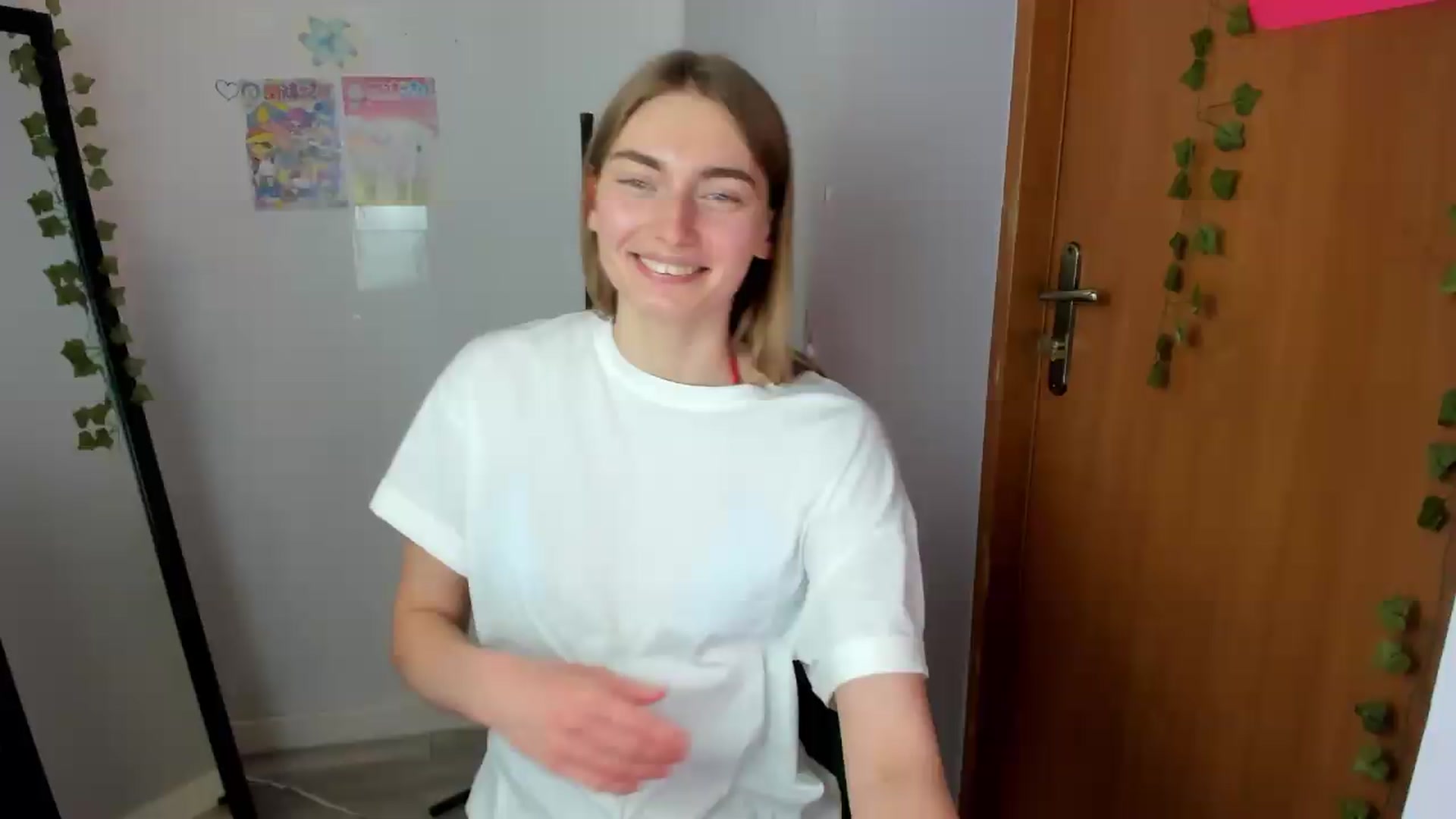 Gallery image thumbnail from PersonYouNeed's myfreecams stream on, 05/07/2026, 13:14 image 3 of 20