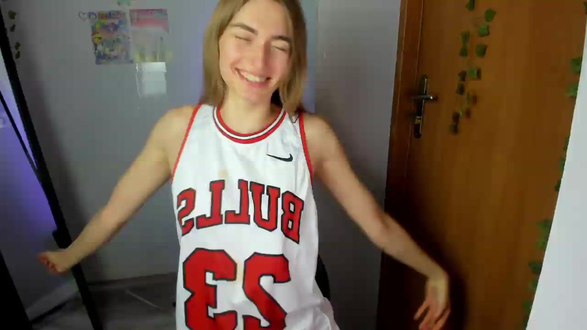 Gallery image thumbnail from PersonYouNeed's myfreecams stream on, 05/12/2026, 16:54 image 14 of 20