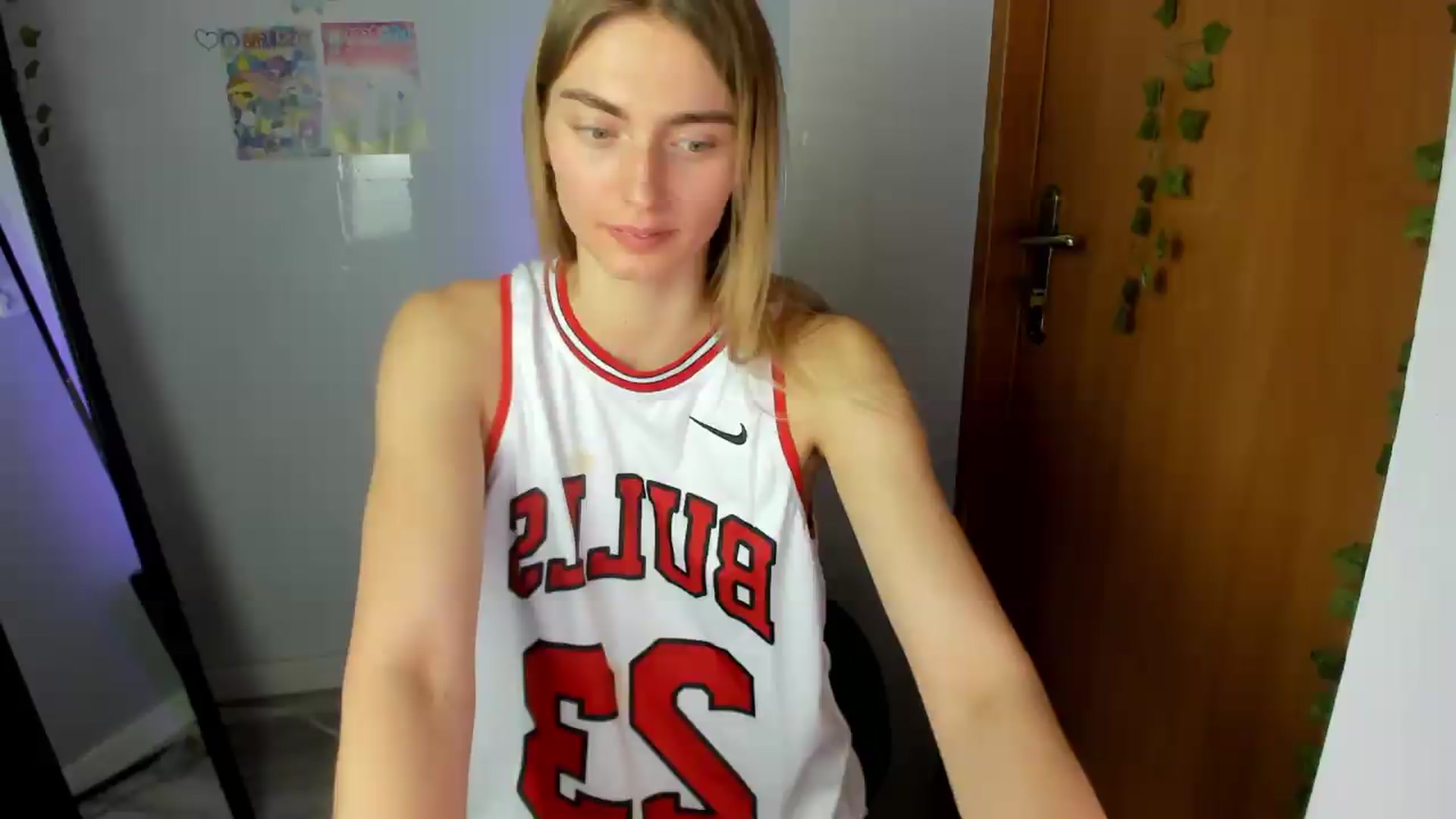 Gallery image thumbnail from PersonYouNeed's myfreecams stream on, 05/12/2026, 16:54 image 13 of 20