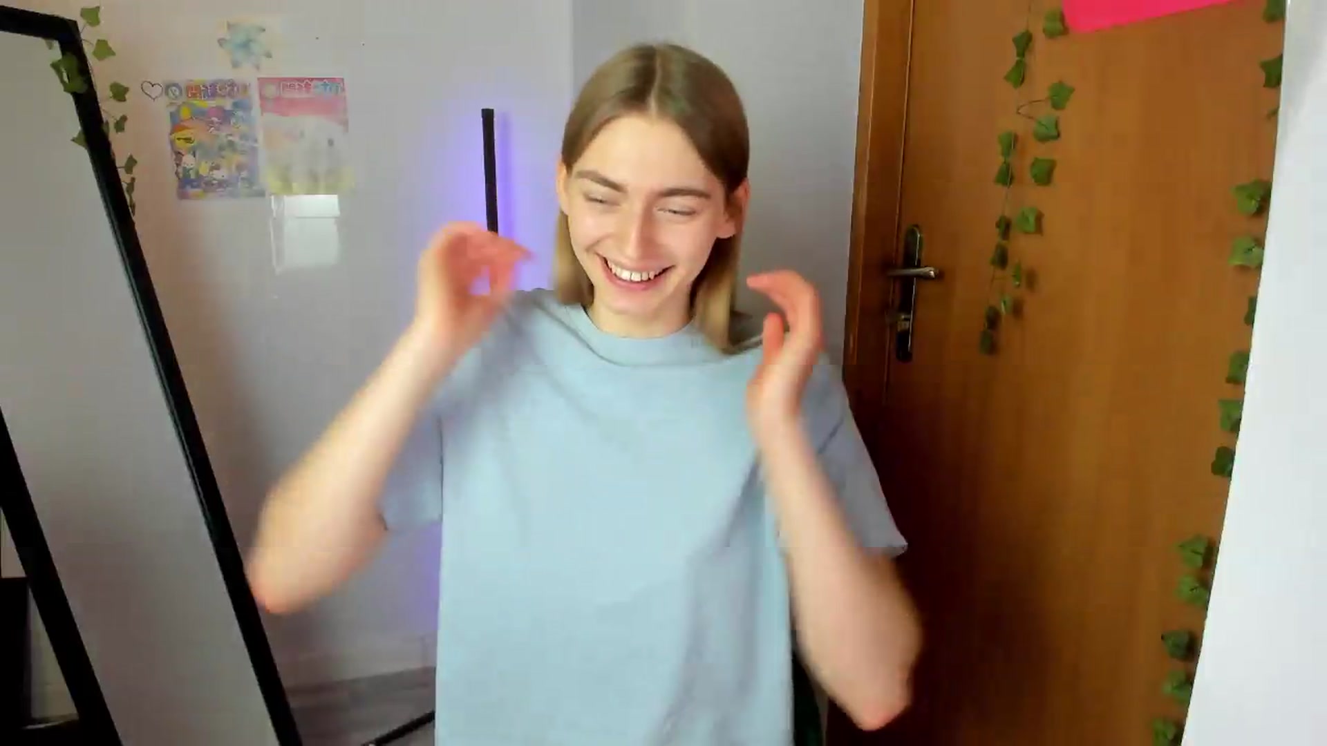 Gallery image thumbnail from PersonYouNeed's myfreecams stream on, 05/18/2026, 15:59 image 11 of 20