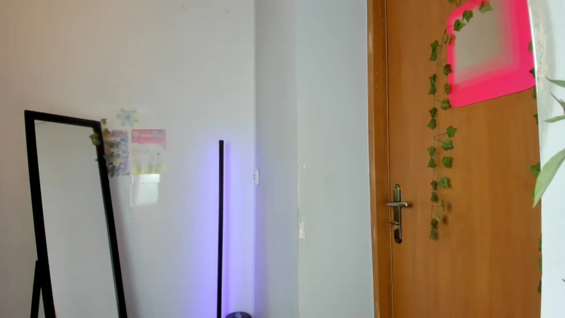 Gallery image thumbnail from PersonYouNeed's myfreecams stream on, 05/20/2026, 17:29 image 12 of 20