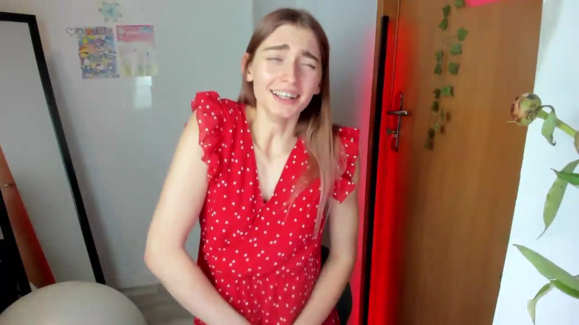 Gallery image thumbnail from PersonYouNeed's myfreecams stream on, 06/02/2026, 19:22 image 13 of 20