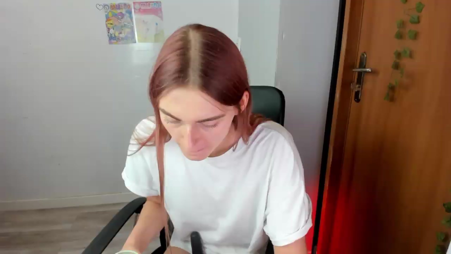 Gallery image thumbnail from PersonYouNeed's myfreecams stream on, 06/23/2026, 14:09 image 17 of 20