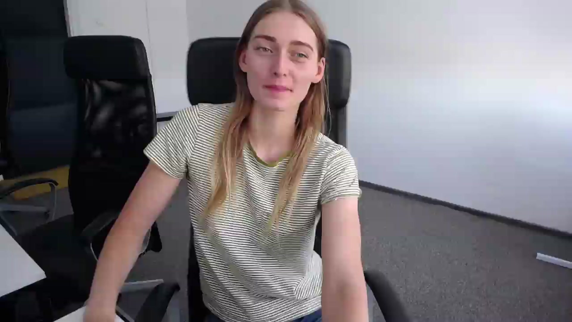 Gallery image thumbnail from PersonYouNeed's myfreecams stream on, 08/09/2026, 13:26 image 2 of 20