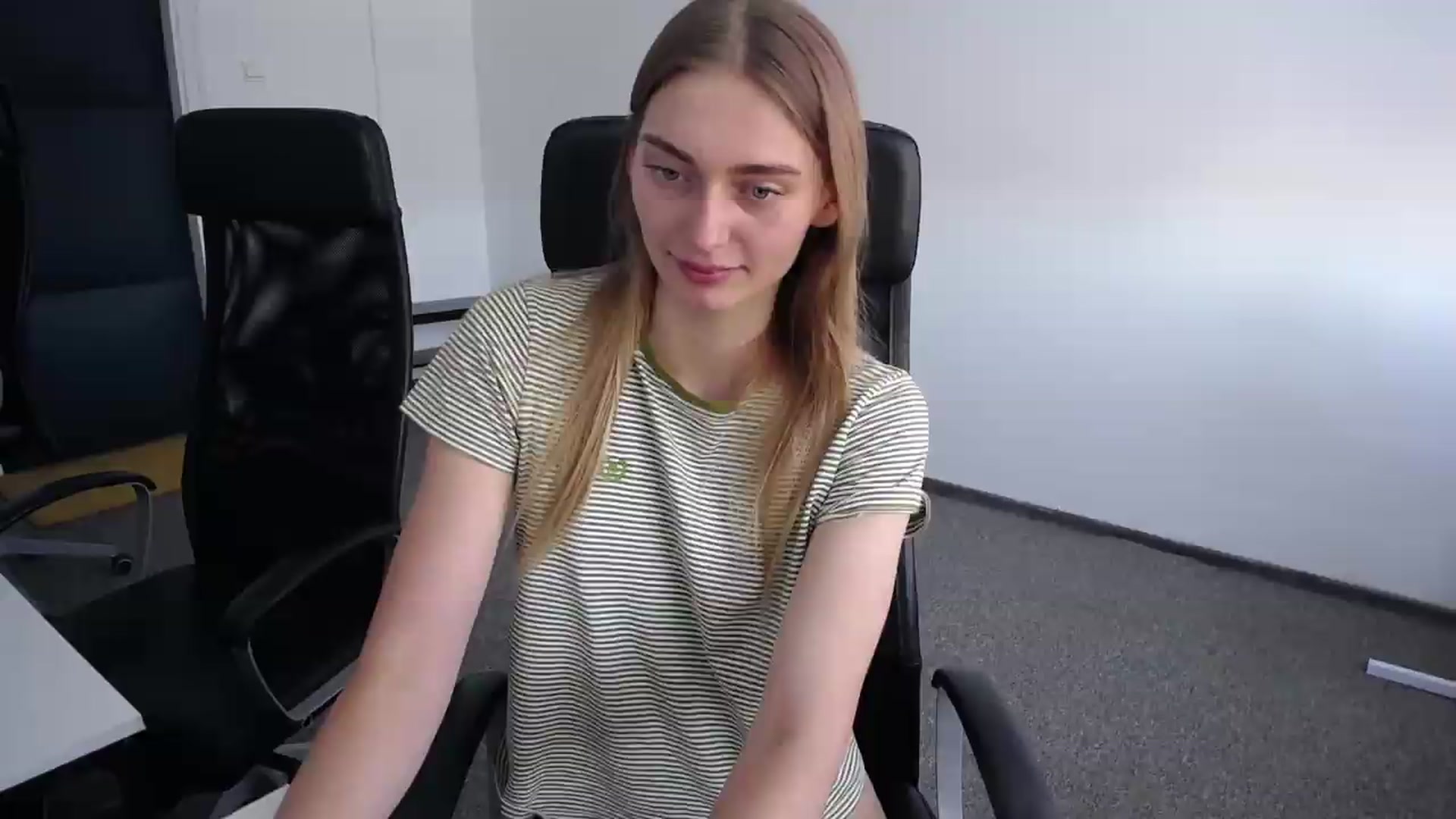 Gallery image thumbnail from PersonYouNeed's myfreecams stream on, 08/09/2026, 13:26 image 9 of 20