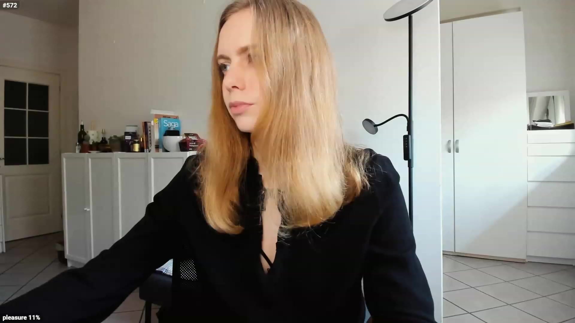 Gallery image thumbnail from Personage's myfreecams stream on, 11/17/2022, 14:27 image 9 of 20