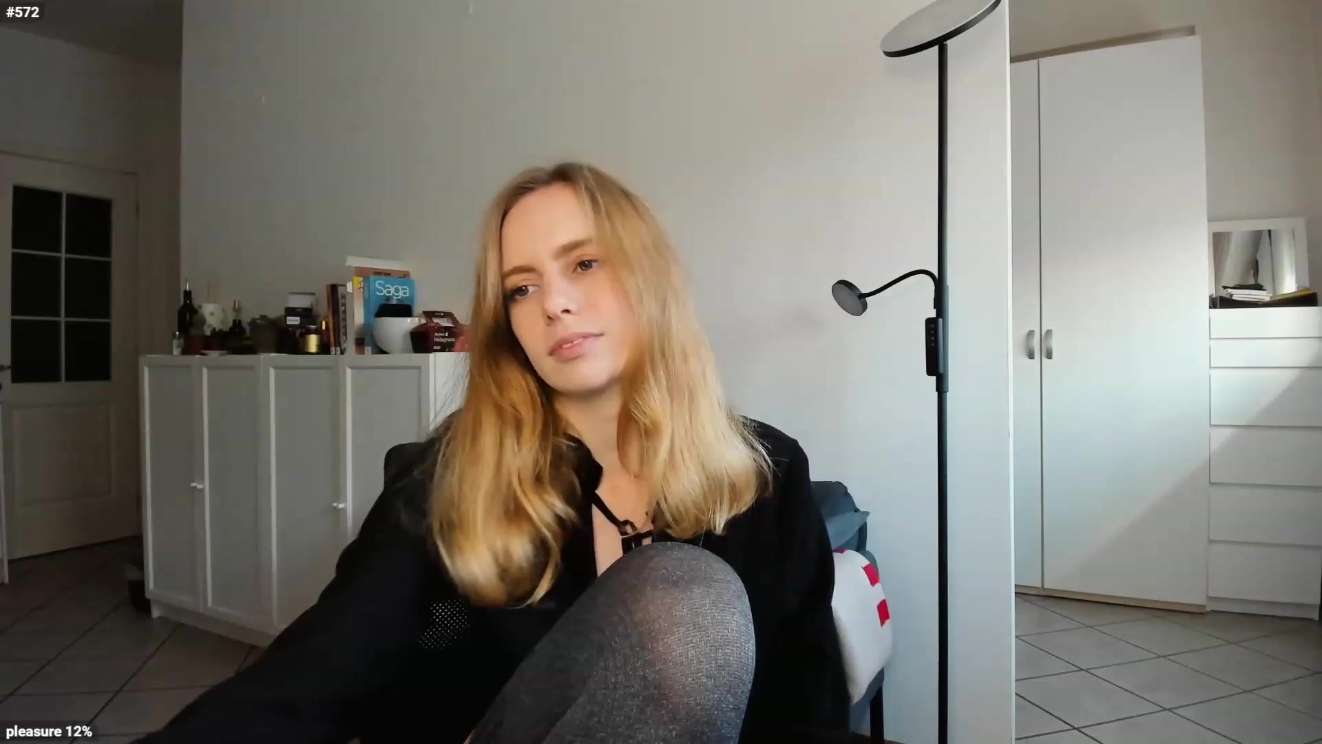 Gallery image thumbnail from Personage's myfreecams stream on, 11/17/2022, 14:27 image 14 of 20
