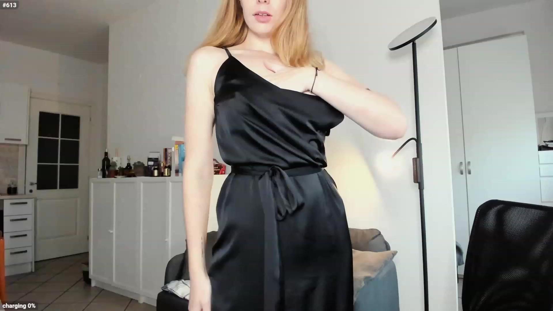 Gallery image thumbnail from Personage's myfreecams stream on, 11/19/2022, 15:13 image 1 of 20