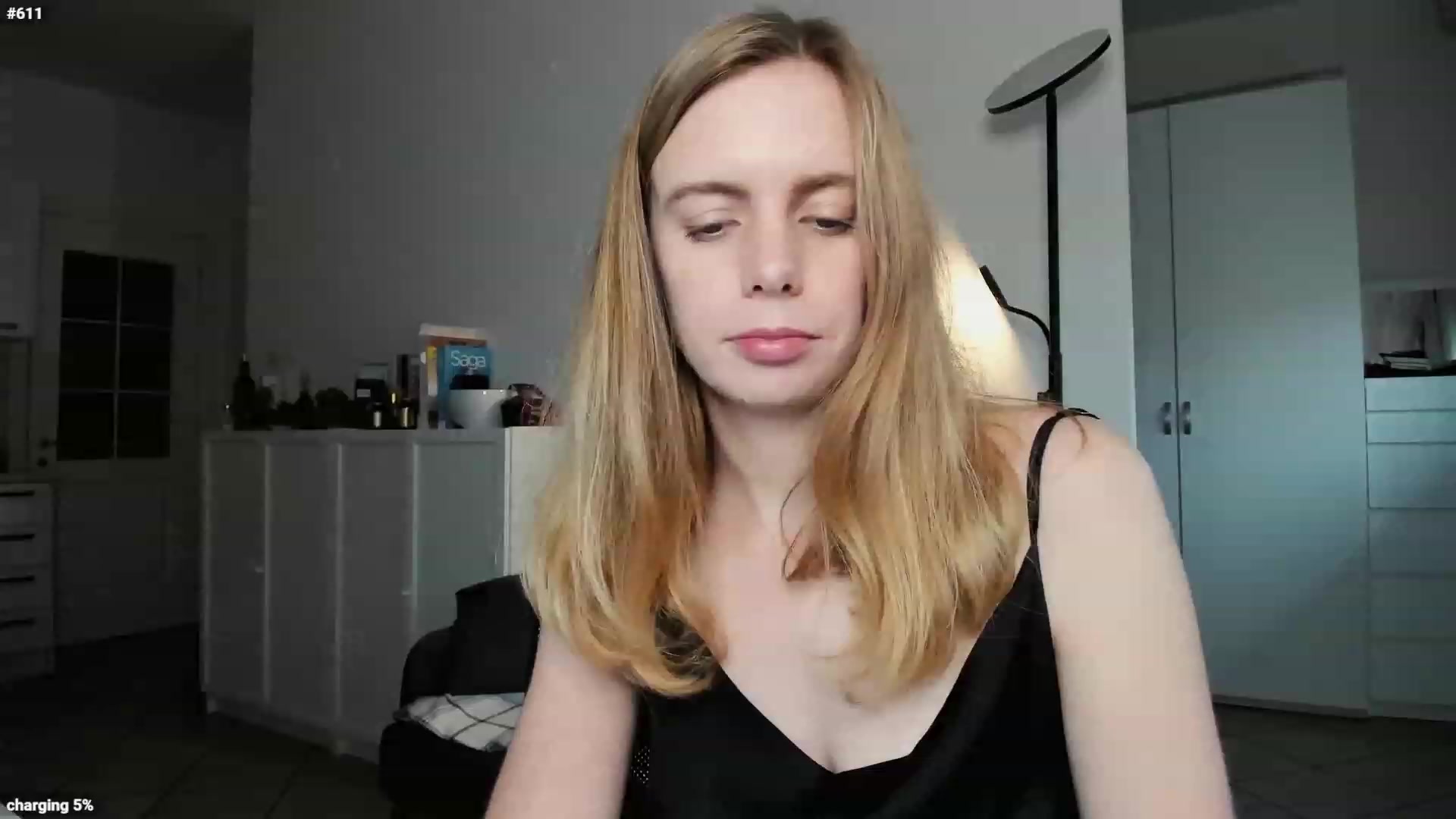 Gallery image thumbnail from Personage's myfreecams stream on, 11/19/2022, 15:13 image 12 of 20