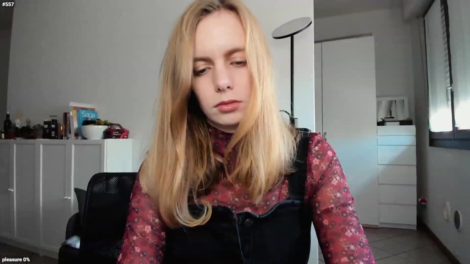 Gallery image thumbnail from Personage's myfreecams stream on, 11/20/2022, 15:15 image 2 of 20