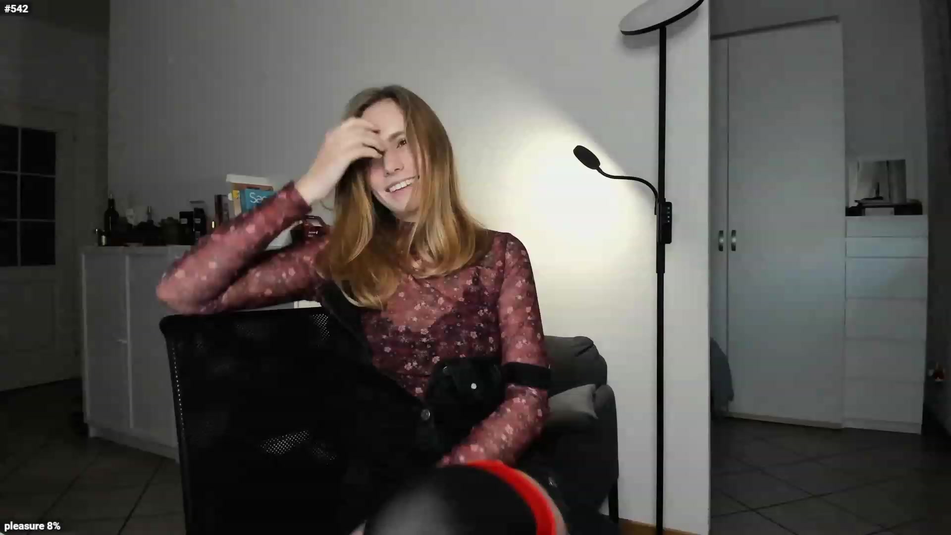 Gallery image thumbnail from Personage's myfreecams stream on, 11/20/2022, 16:35 image 9 of 20