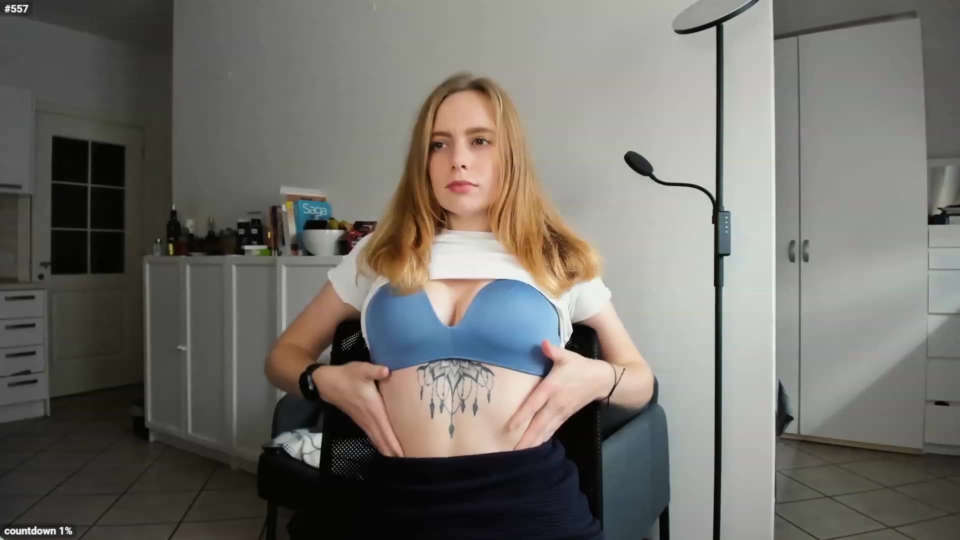 Gallery image thumbnail from Personage's myfreecams stream on, 11/21/2022, 13:30 image 12 of 20