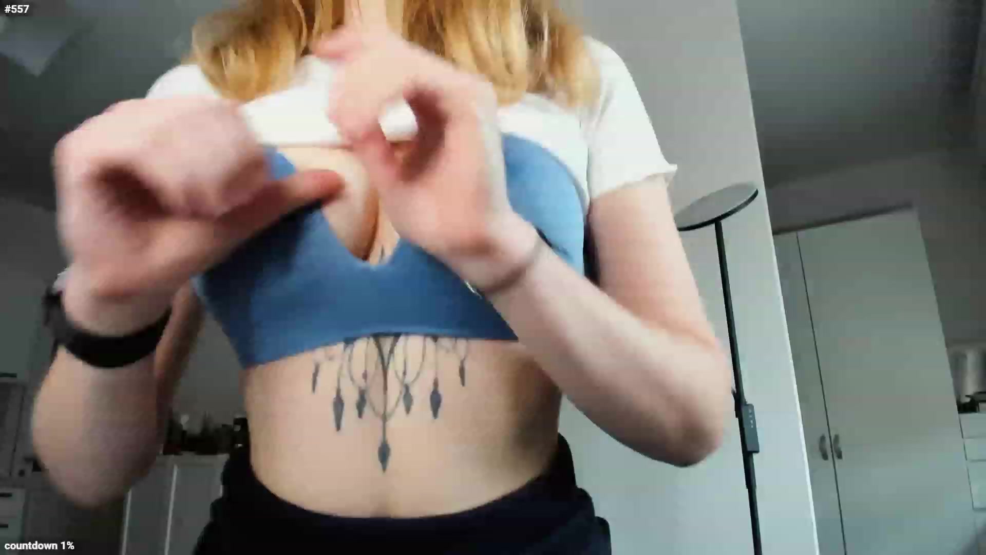 Gallery image thumbnail from Personage's myfreecams stream on, 11/21/2022, 13:30 image 13 of 20