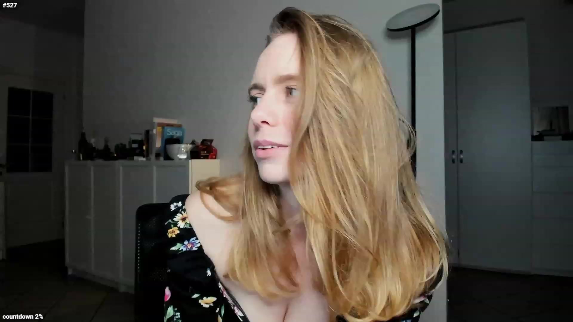 Gallery image thumbnail from Personage's myfreecams stream on, 11/22/2022, 16:02 image 12 of 20
