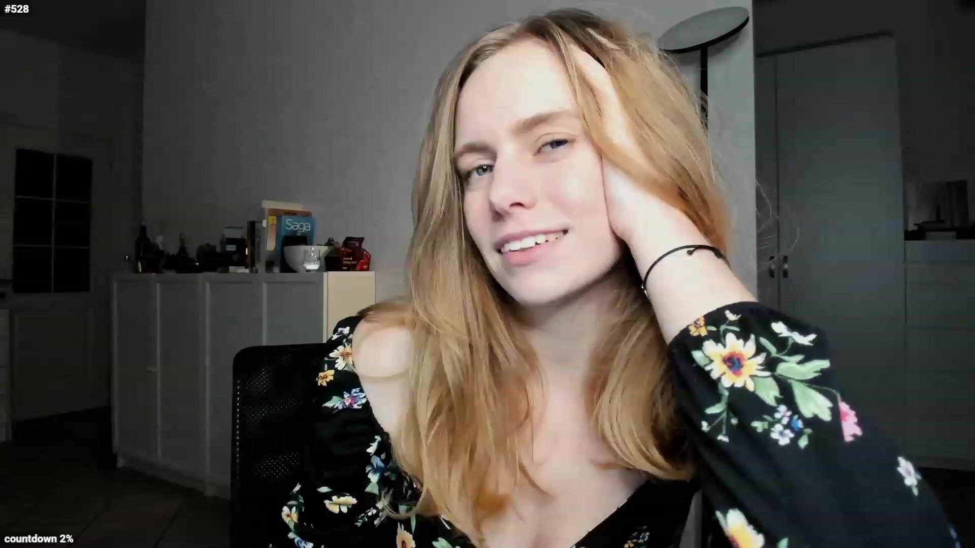 Gallery image thumbnail from Personage's myfreecams stream on, 11/22/2022, 16:02 image 15 of 20