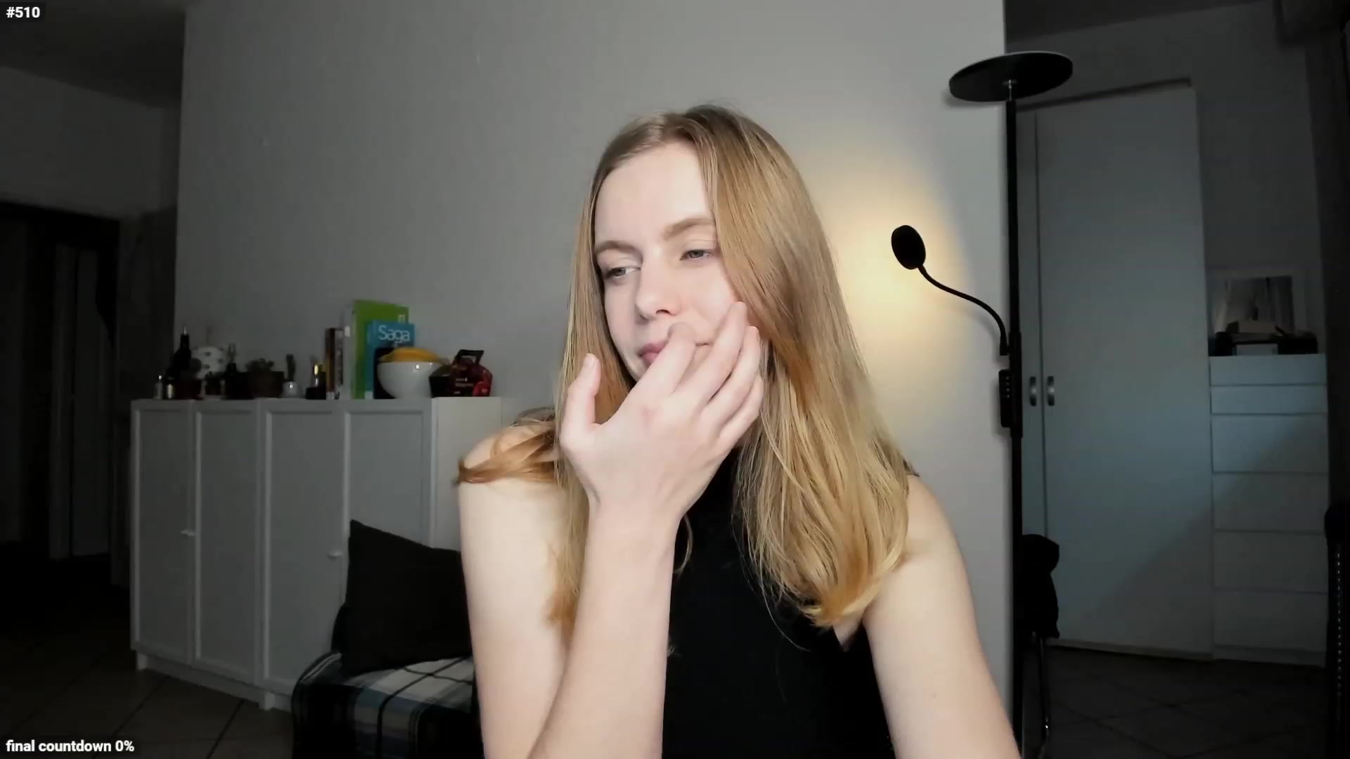 Gallery image thumbnail from Personage's myfreecams stream on, 11/28/2022, 16:32 image 2 of 20