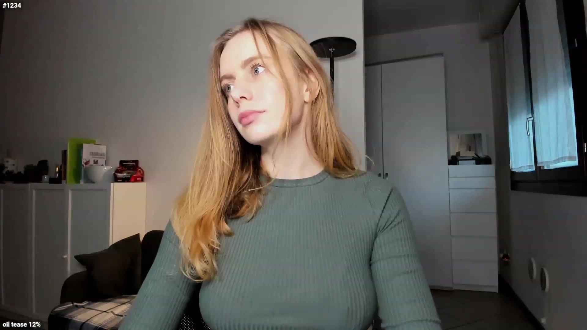Gallery image thumbnail from Personage's myfreecams stream on, 12/02/2022, 15:52 image 17 of 20