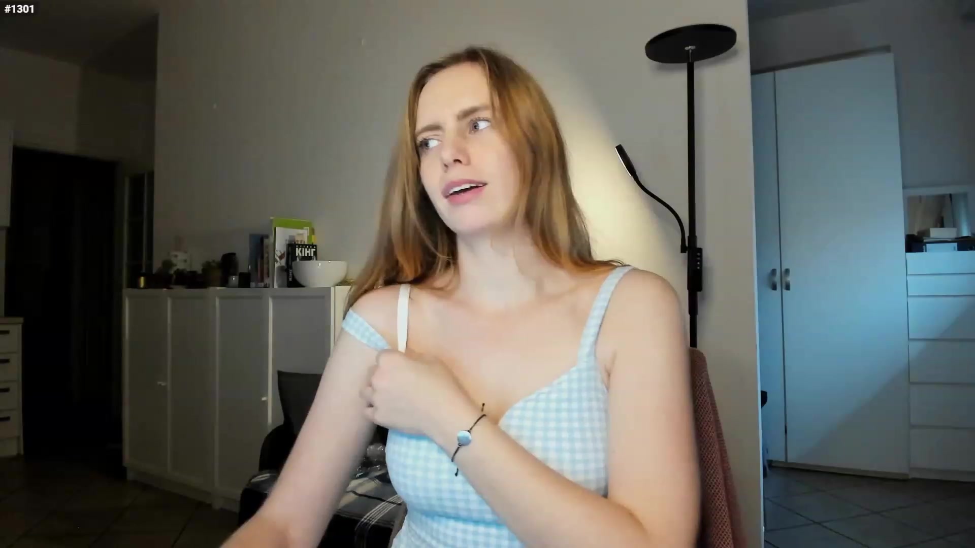 Gallery image thumbnail from Personage's myfreecams stream on, 12/03/2022, 14:37 image 18 of 20