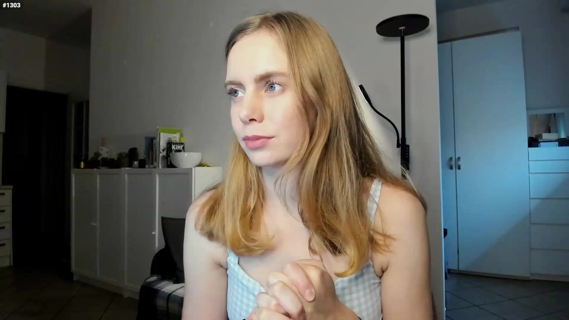 Gallery image thumbnail from Personage's myfreecams stream on, 12/03/2022, 14:37 image 19 of 20