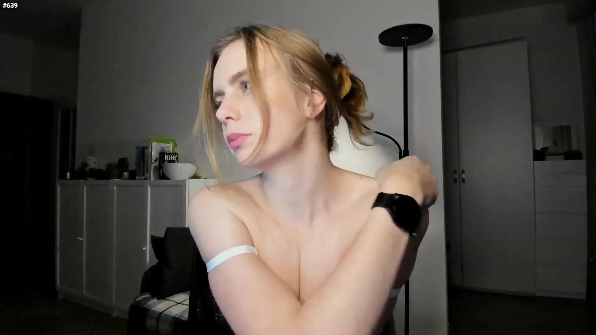 Gallery image thumbnail from Personage's myfreecams stream on, 12/03/2022, 17:35 image 10 of 20