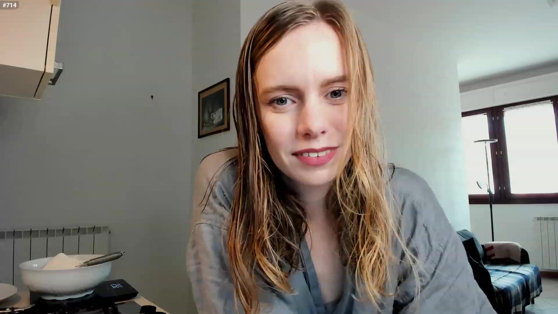 Gallery image thumbnail from Personage's myfreecams stream on, 12/04/2022, 13:17 image 5 of 20