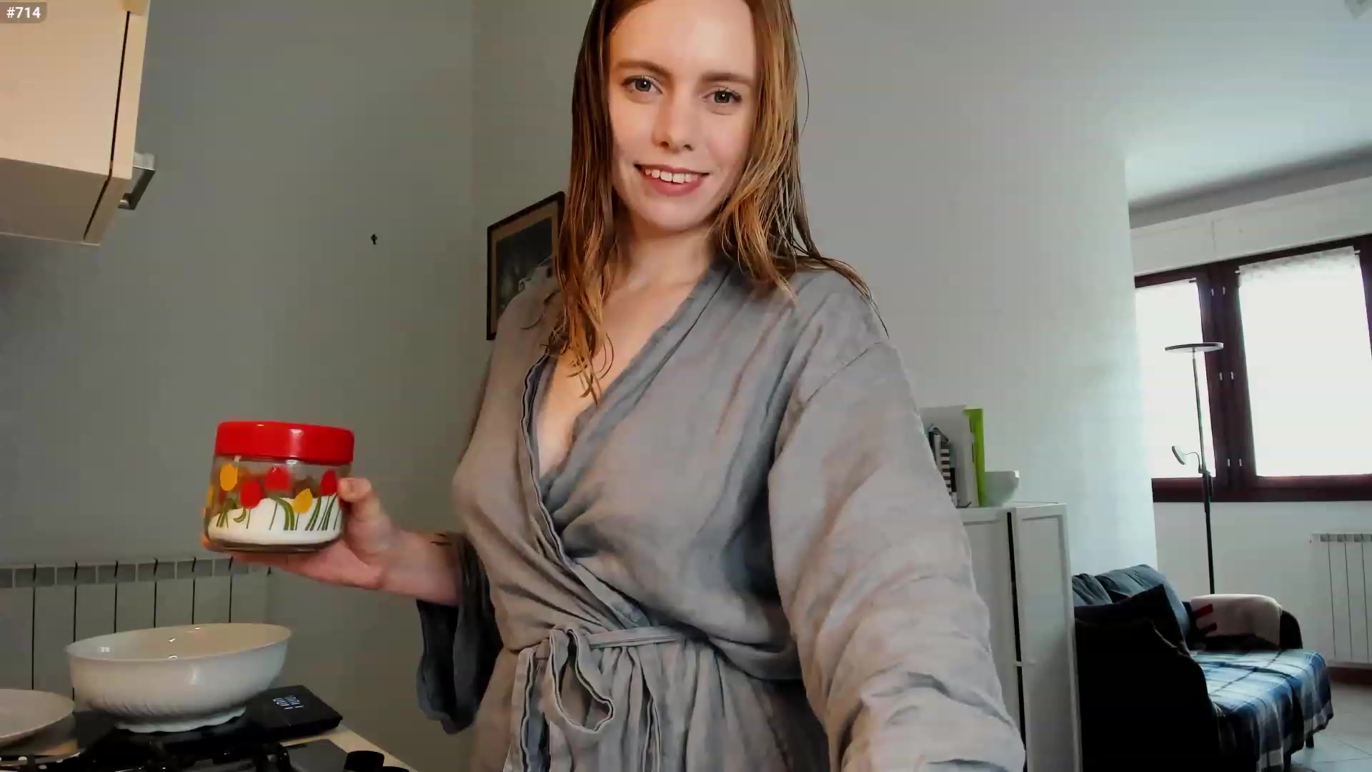 Gallery image thumbnail from Personage's myfreecams stream on, 12/04/2022, 13:17 image 3 of 20