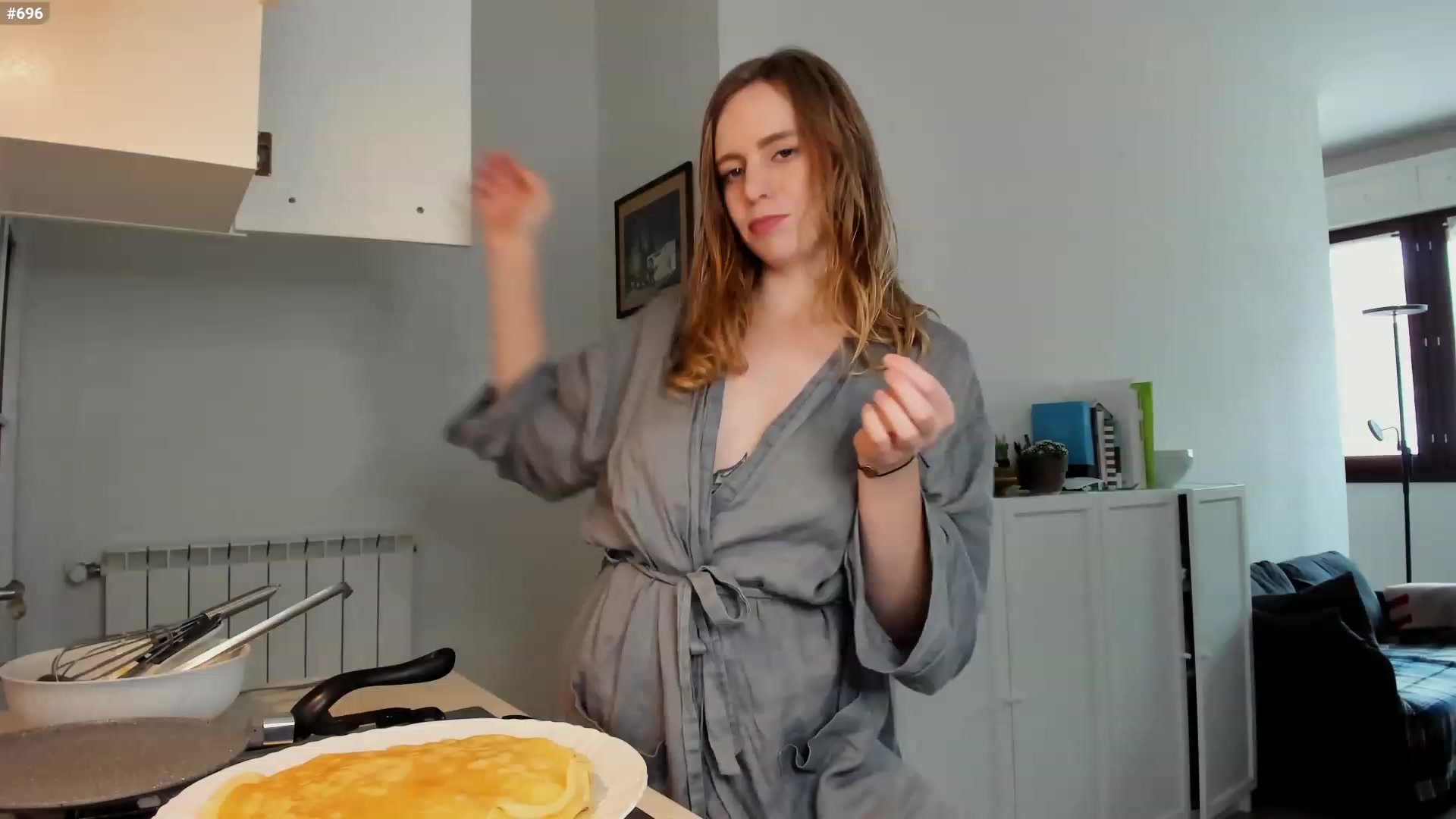 Gallery image thumbnail from Personage's myfreecams stream on, 12/04/2022, 13:44 image 8 of 20