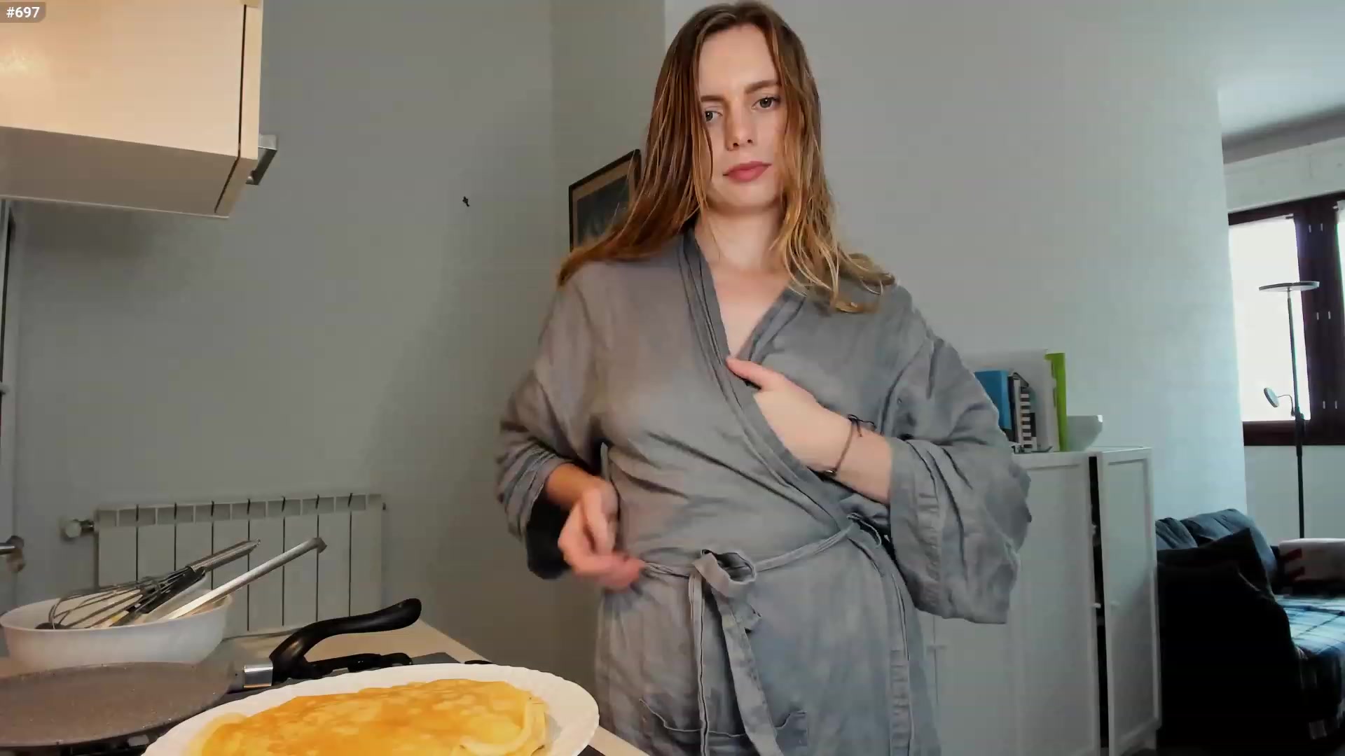 Gallery image thumbnail from Personage's myfreecams stream on, 12/04/2022, 13:44 image 10 of 20