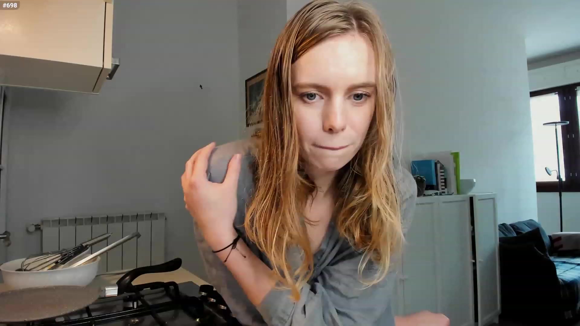 Gallery image thumbnail from Personage's myfreecams stream on, 12/04/2022, 13:44 image 7 of 20