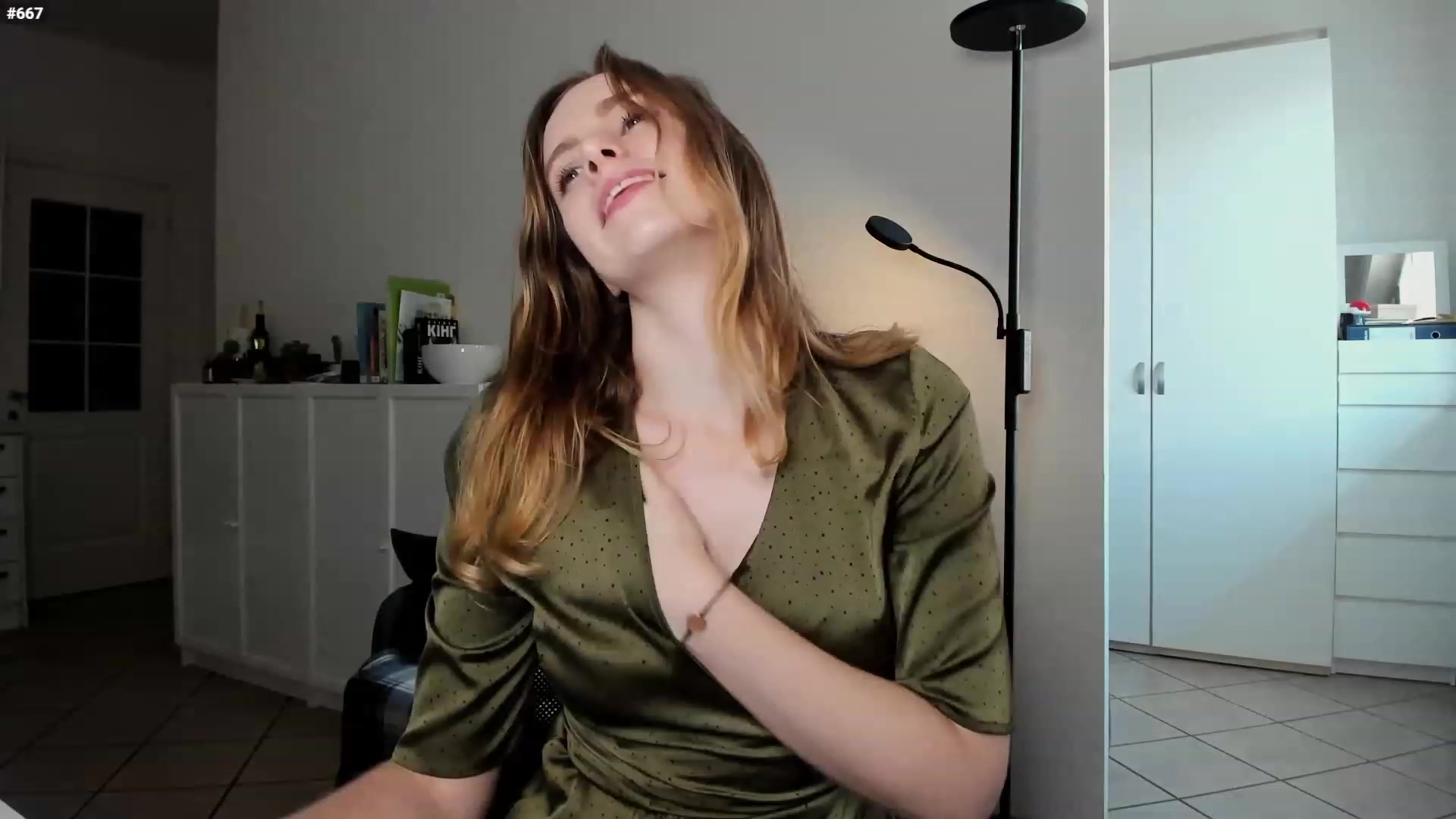 Gallery image thumbnail from Personage's myfreecams stream on, 12/04/2022, 14:51 image 18 of 20