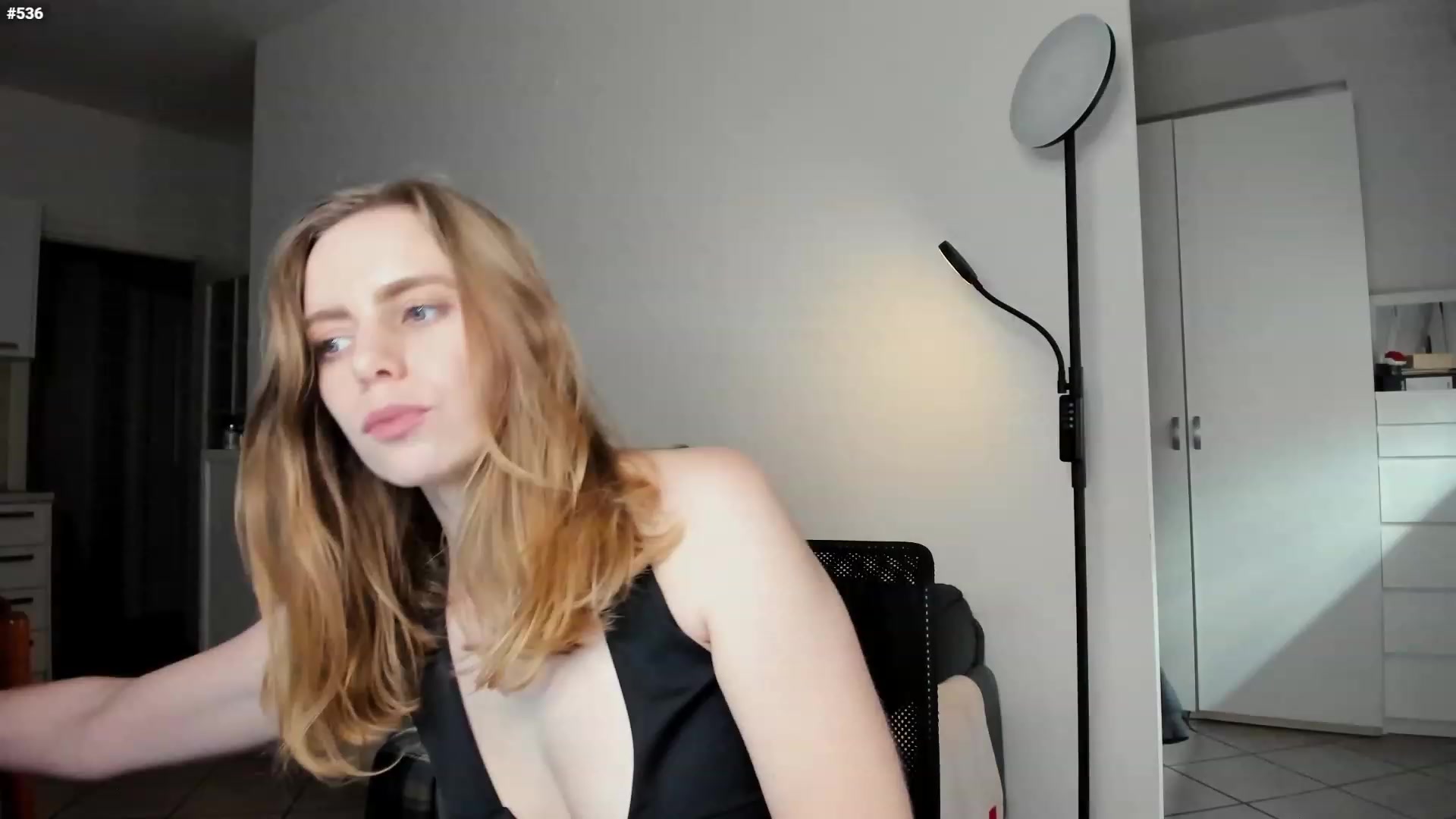 Gallery image thumbnail from Personage's myfreecams stream on, 12/05/2022, 14:57 image 14 of 20