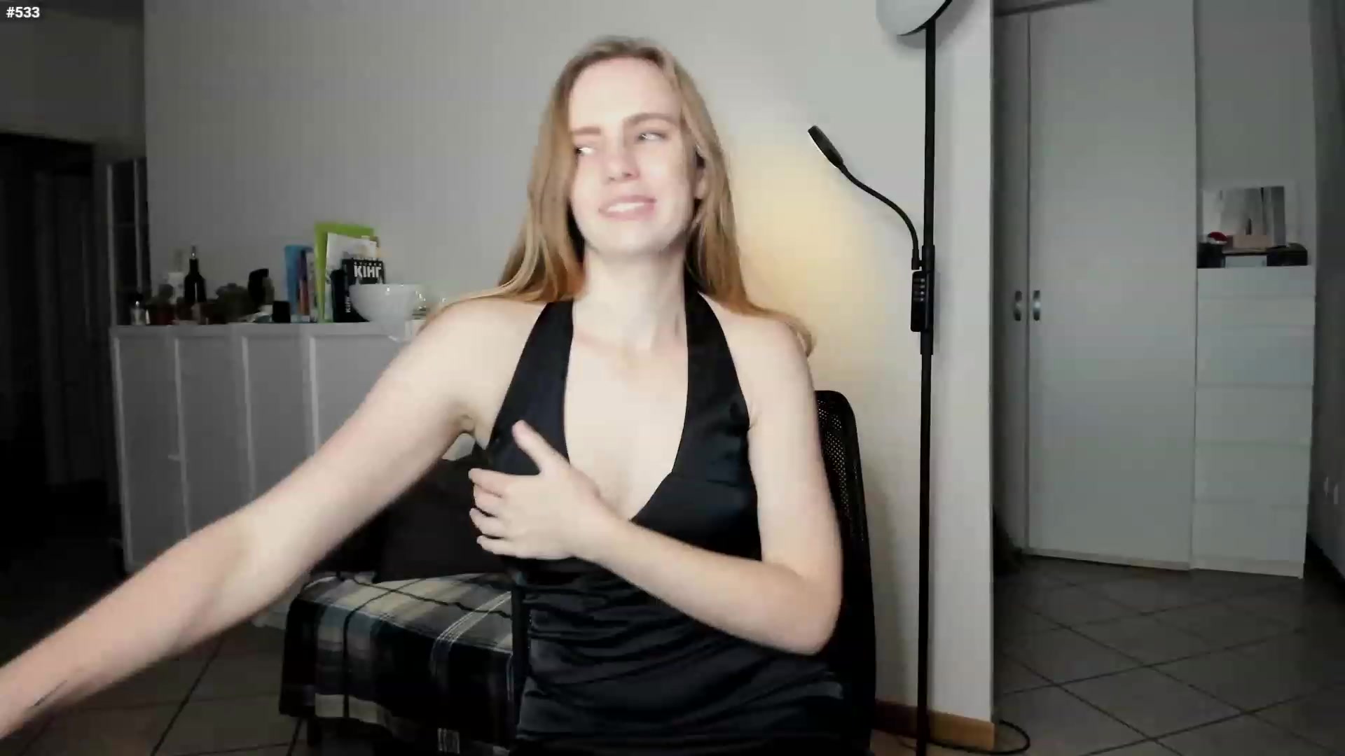 Gallery image thumbnail from Personage's myfreecams stream on, 12/05/2022, 16:48 image 16 of 20